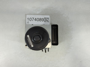 2006 Mercedes-Benz Clk500 ABS Pump Control Module Replacement P/N:A 005 431 75 12 Fits Fits 2005 2007 2008 2009 OEM Used Auto Parts