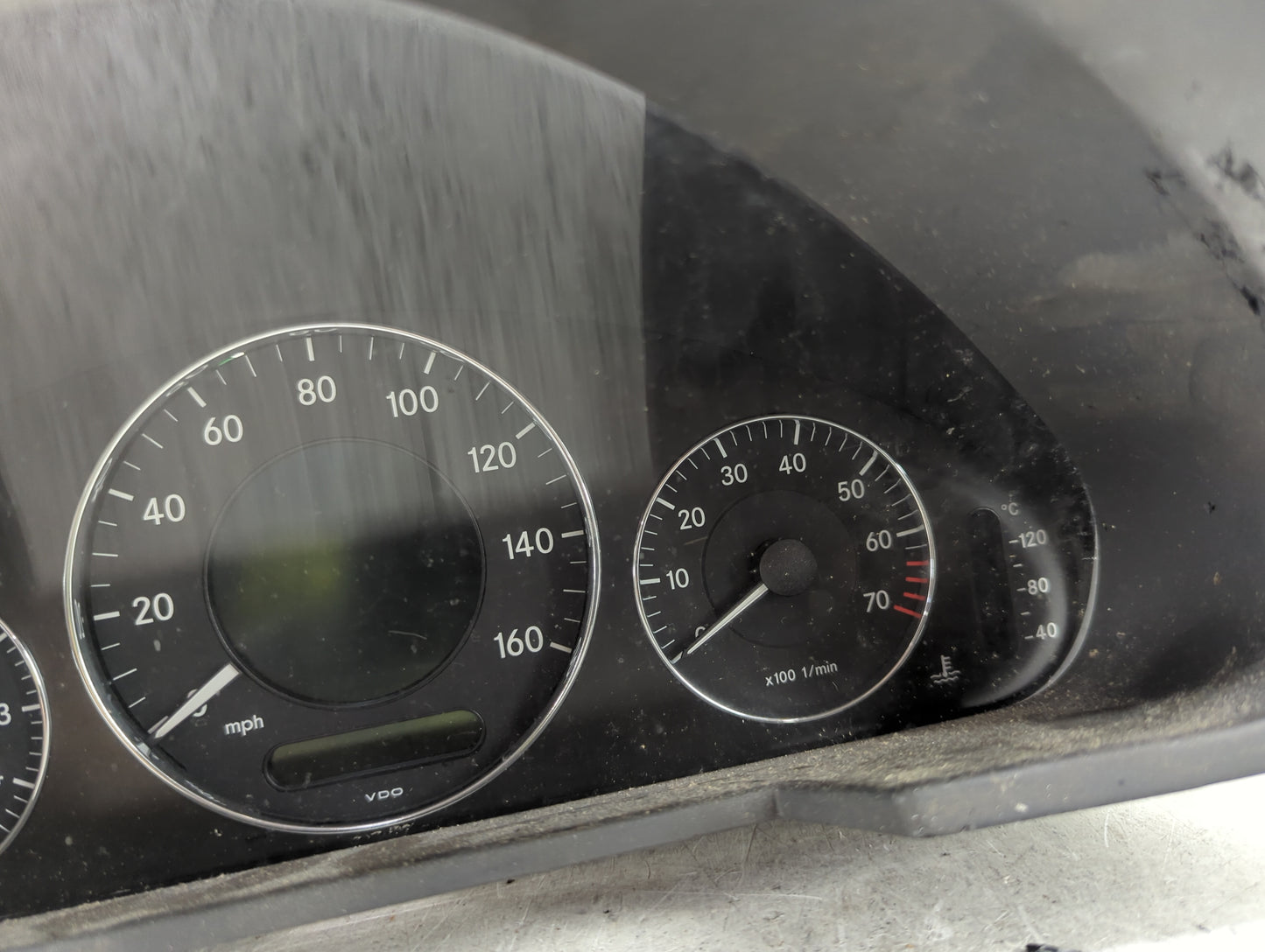 2006 Mercedes-Benz E-Class Instrument Cluster Speedometer Gauges P/N:A2115405147 110.080.292/007 Miles:135K Fits OEM Used Au