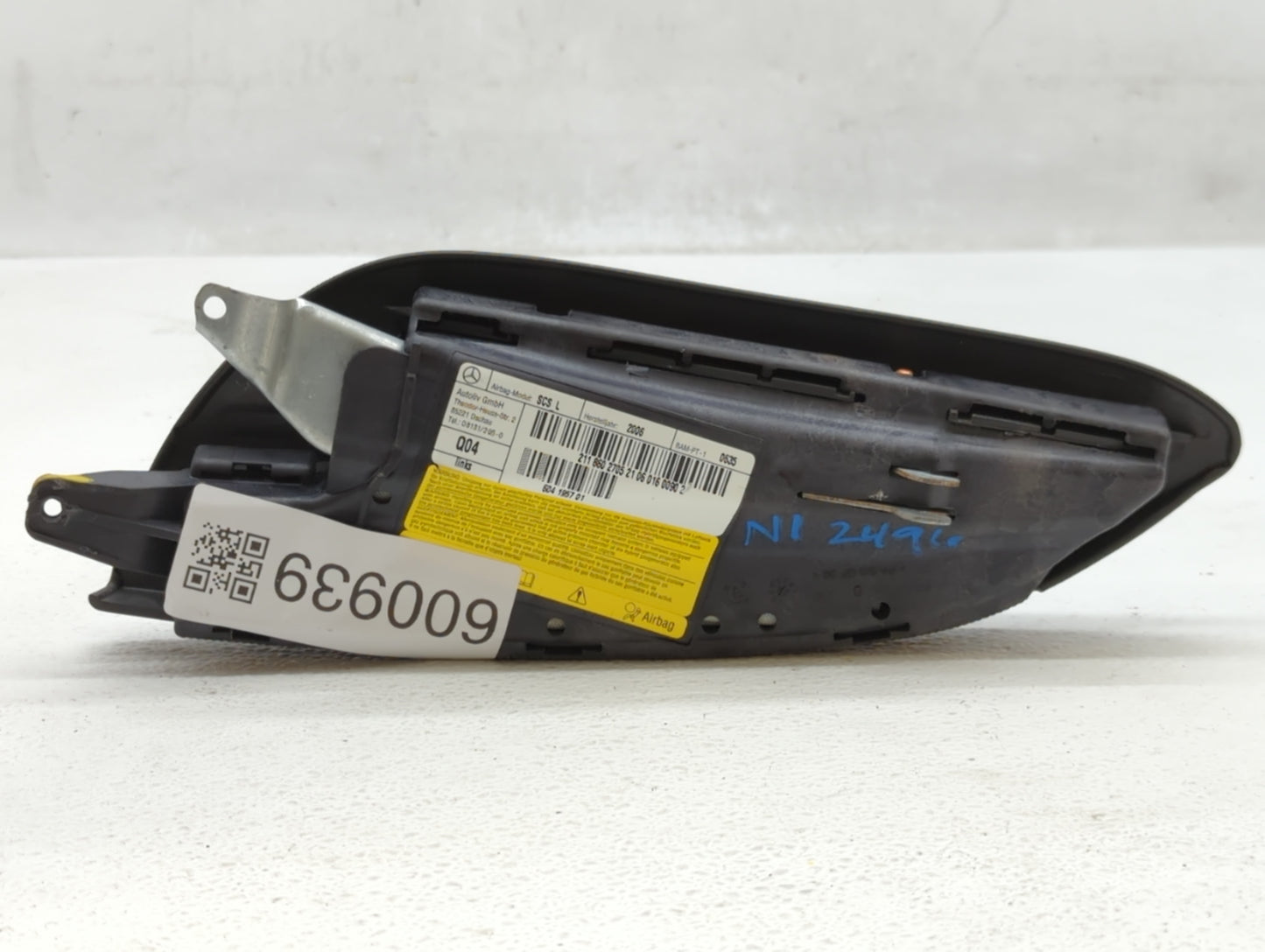 2008-2009 Mercedes-benz E300 Air Bag Driver Left Steering Wheel Mounted - Oemusedautoparts1.com