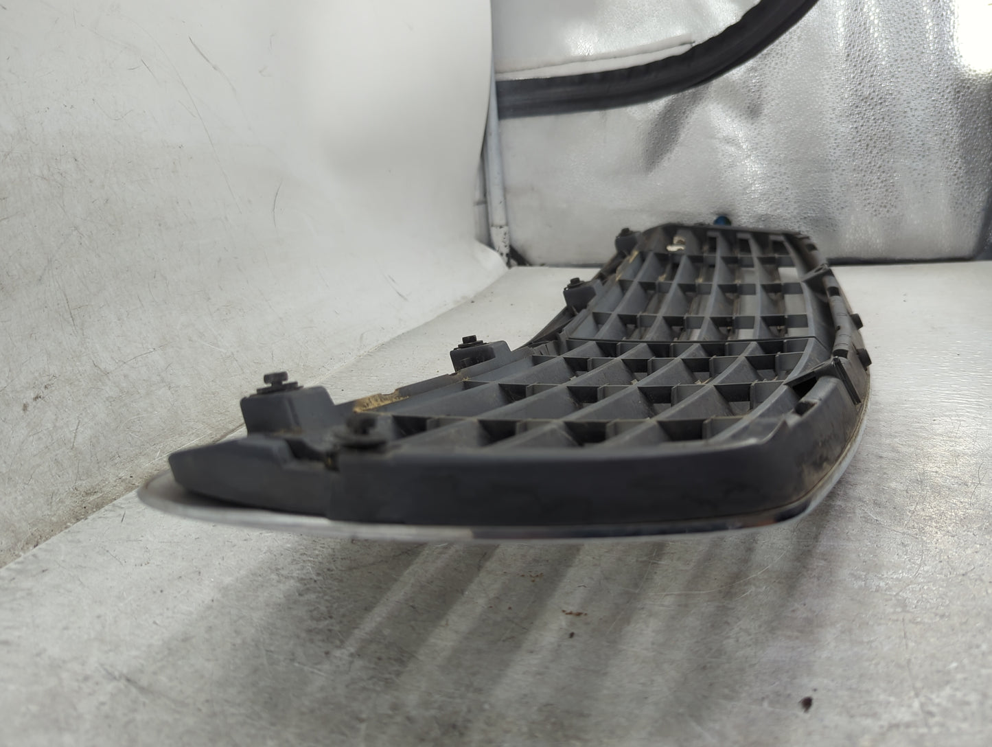 2006-2006 Mercedes-benz E350 Front Grille Bumper Not Included 1459491 - Oemusedautoparts1.com