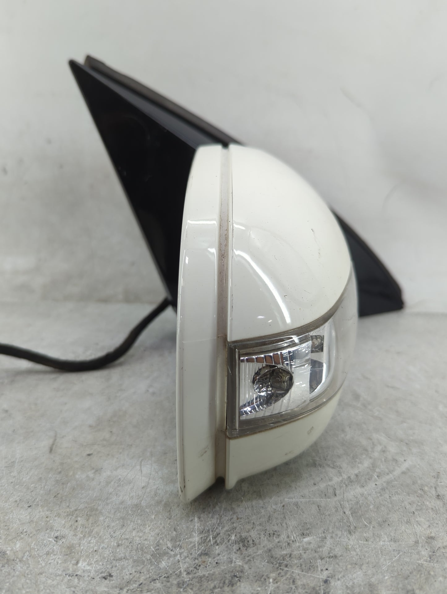2006 Mercedes-Benz R-Class Passenger Side View Mirror - Right Door Mirror OEM Used - Oemusedautoparts1.com