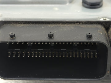 2006 Mercedes E-Class PCM Engine Control Computer ECU ECM PCU OEM P/N:A2721531679 0261209040, A0024467340, 1039S08055 Fits OEM Used Auto Parts