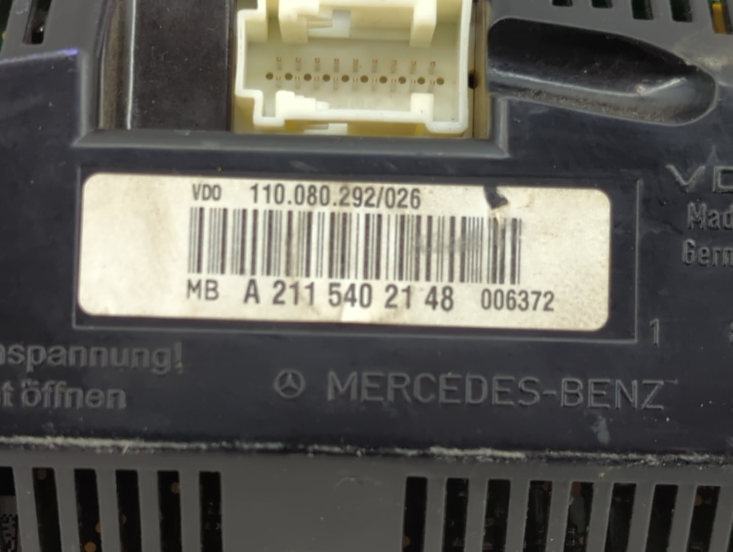 2006 Mercedes E-Class Instrument Cluster Speedometer Gauges P/N:A2115402148 110.080.292/026 Miles: Fits OEM Used Auto Parts