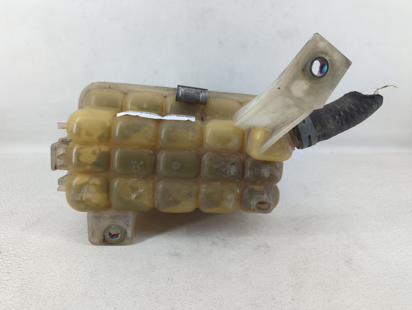 2000 Mercury Grand Marquis Windshield Washer Fluid Reservoir Bottle Oem - Oemusedautoparts1.com