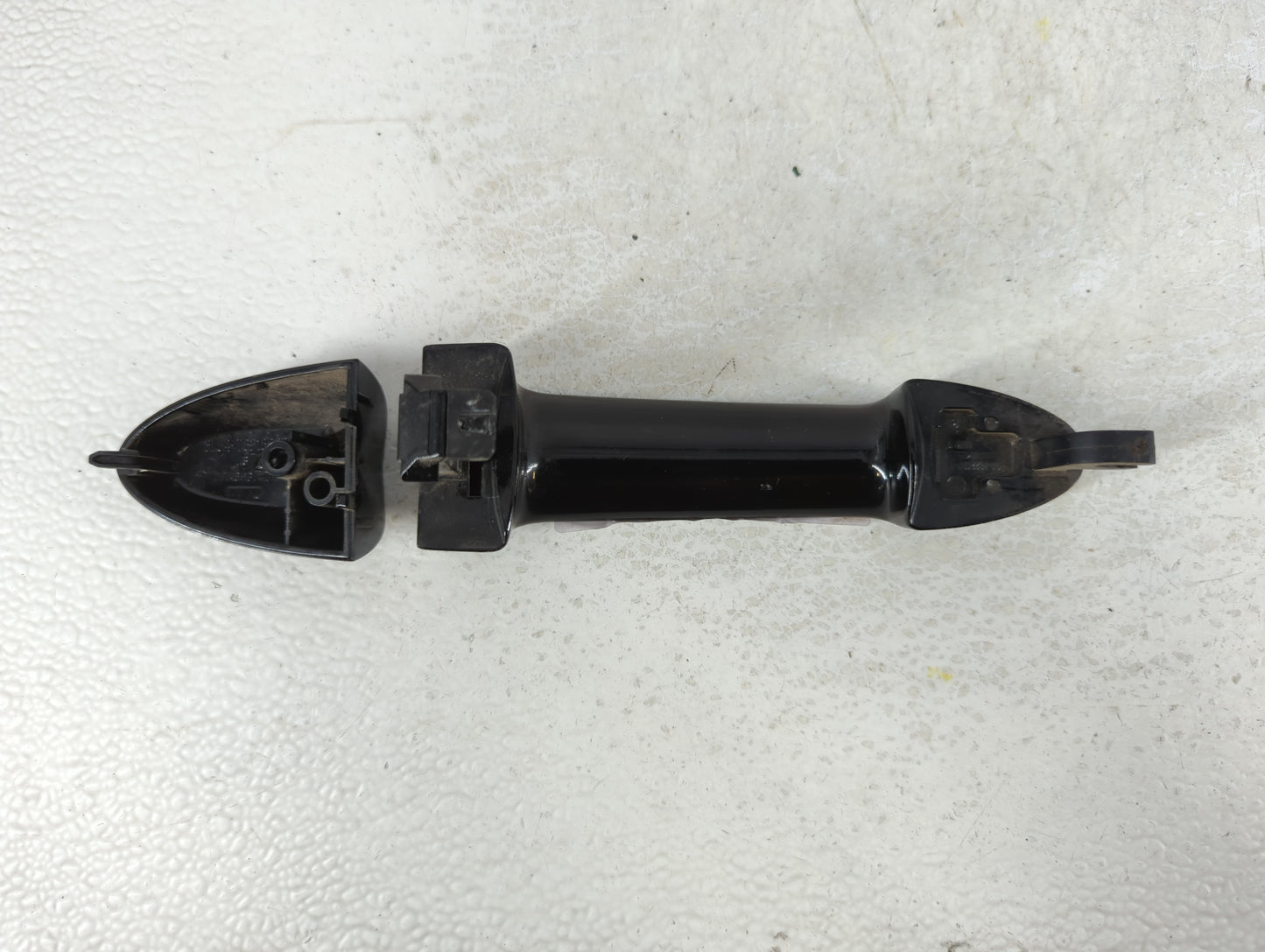 2005 Mercury Mariner Passenger Front Right Door Handle Exterior Assembly 680468 - Oemusedautoparts1.com