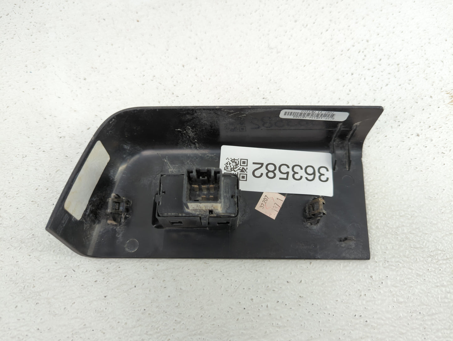 2006-2007 Mercury Mountaineer Passenger Right Power Window Switch - Oemusedautoparts1.com