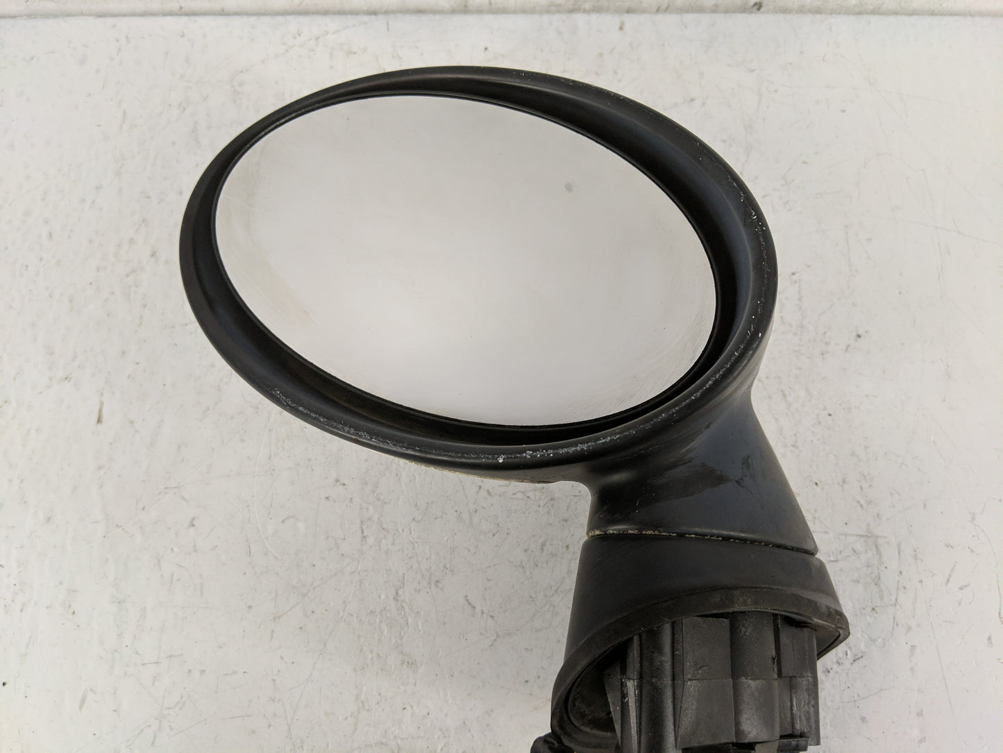 2006 Mini Cooper Side Mirror Replacement Driver Left View Door Mirror Fits OEM Used Auto Parts - Oemusedautoparts1.com