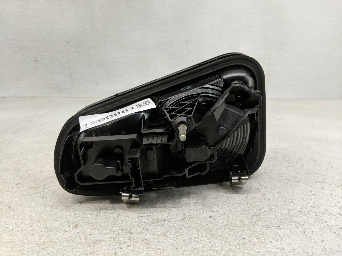 2002-2008 Mini Cooper Tail Light Assembly Passenger Right OEM P/N:3016440000 Fits Fits 2002 2003 2004 2005 2006 2007 2008 OE