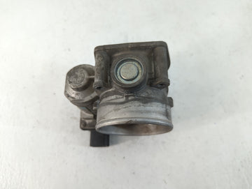 2003-2006 Nissan 350z Throttle Body P/N:RME70-04 Fits Fits 2002 2003 2004 2005 2006 OEM Used Auto Parts