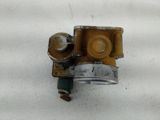 2002-2006 Nissan Altima Throttle Body Fits Fits 2002 2003 2004 2005 2006 OEM Used Auto Parts