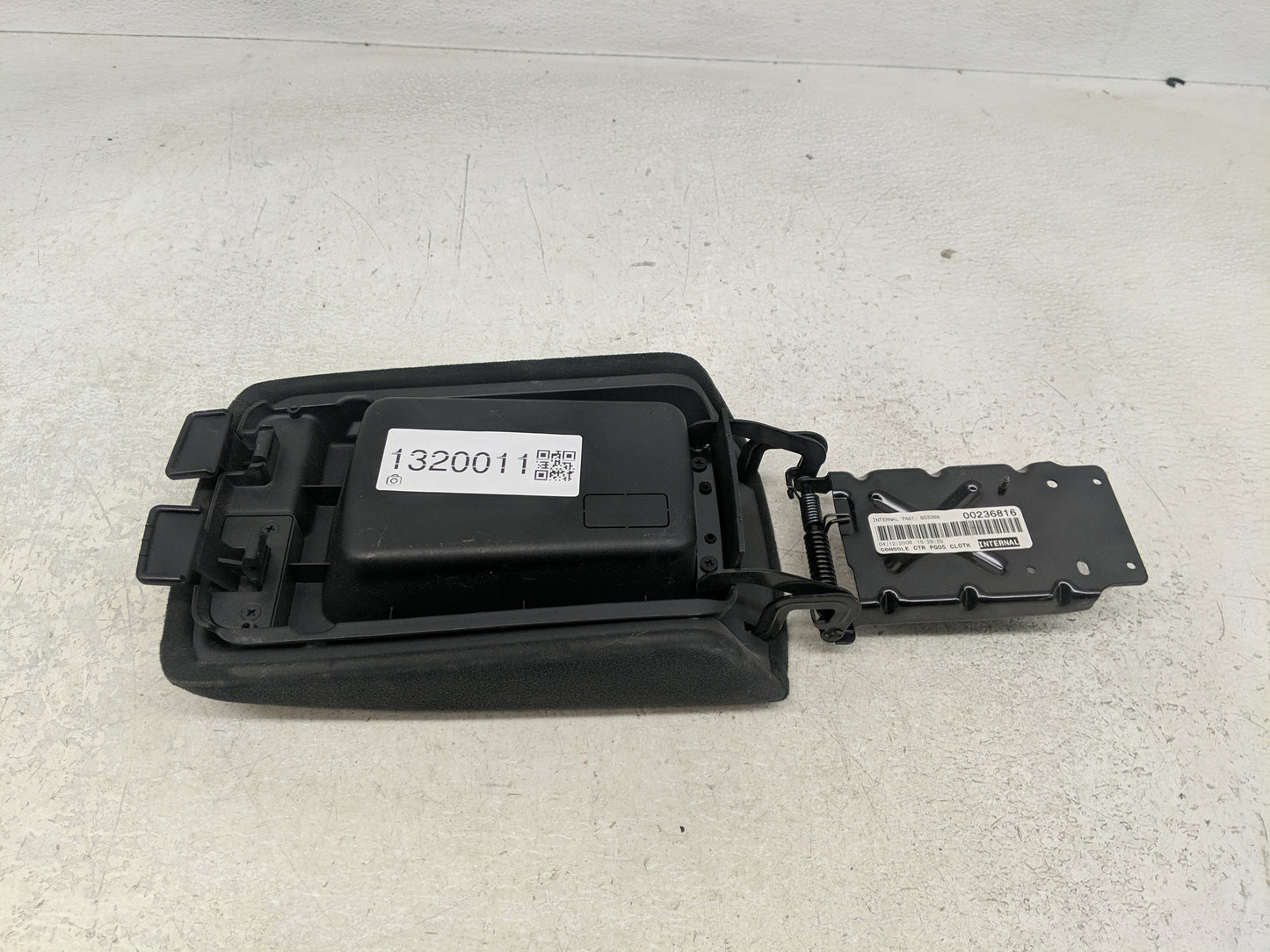 2006 Nissan Altima Center Console Armrest Cover Lid Fits OEM Used Auto Parts - Oemusedautoparts1.com