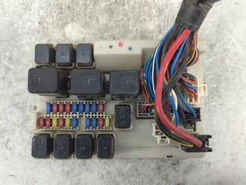 2002-2006 Nissan Altima Fusebox Fuse Box Panel Relay Module Fits Fits 2002 2003 2004 2005 2006 OEM Used Auto Parts