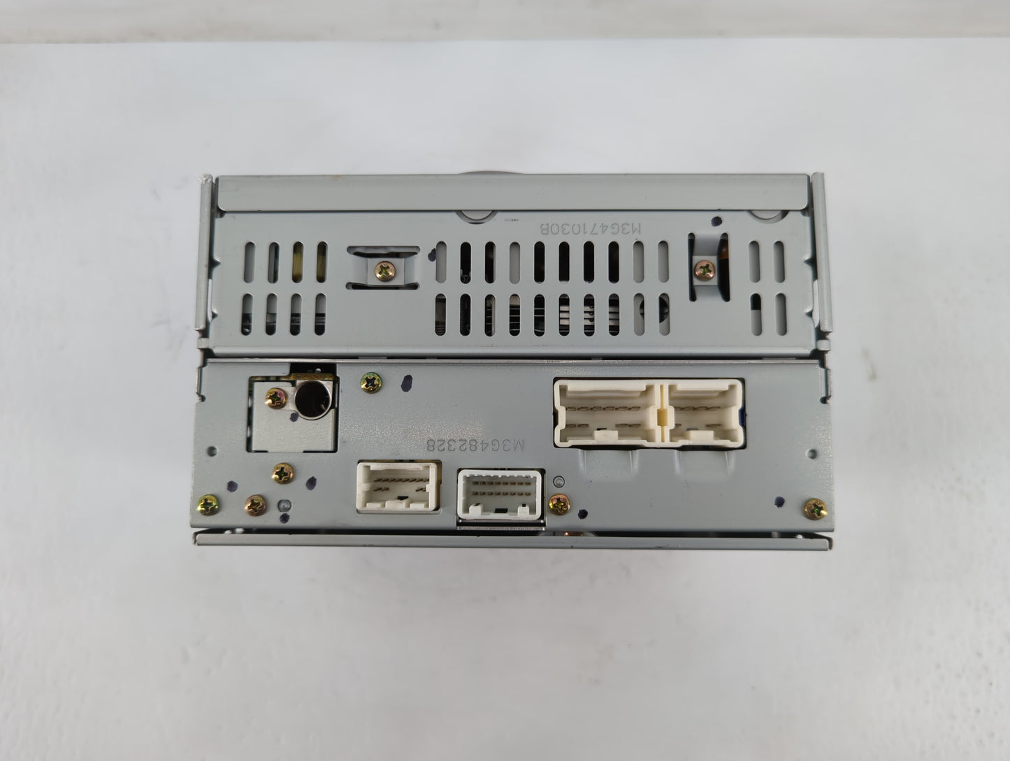 2005-2006 Nissan Altima Am Fm Cd Player Radio Receiver - Oemusedautoparts1.com