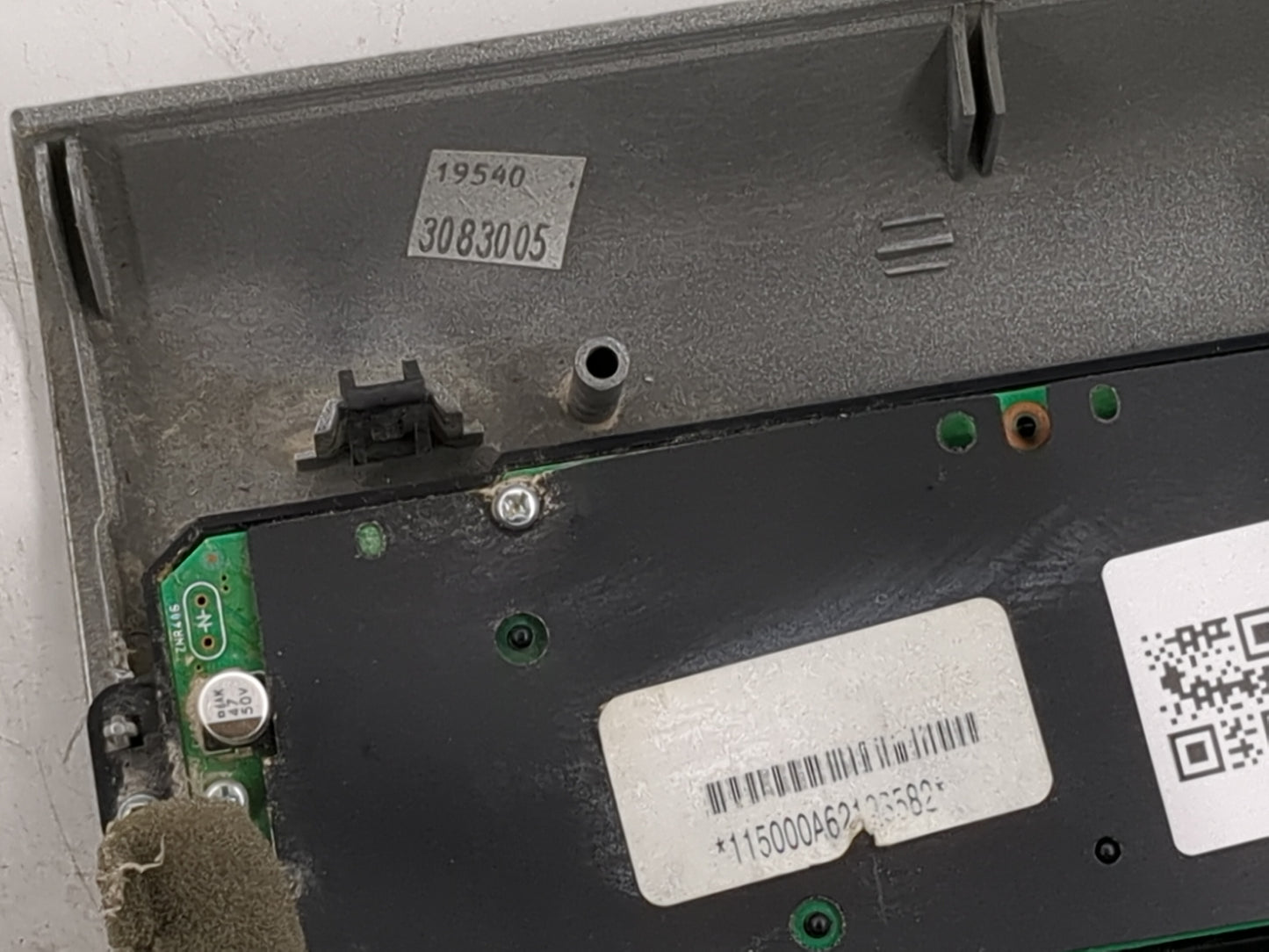 2006 Nissan Armada Radio AM FM Cd Player Receiver Replacement P/N:28185 ZC30A 1115000A62133582 Fits OEM Used Auto Parts - Oe