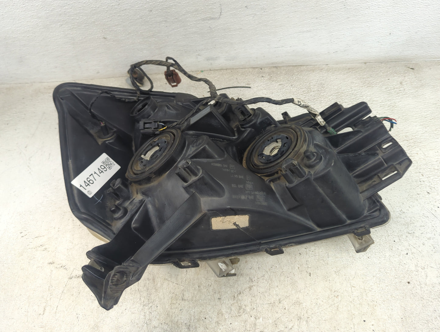 2005-2007 Nissan Armada Driver Left Oem Head Light Headlight Lamp 1467149 - Oemusedautoparts1.com