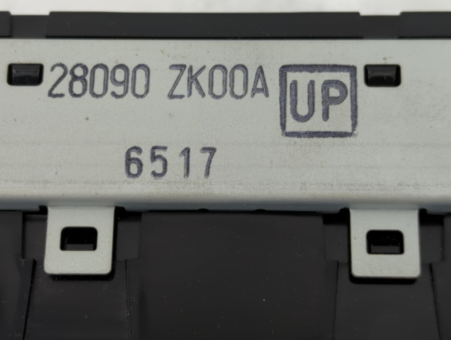 2006-2006 Nissan Maxima Information Display Screen - Oemusedautoparts1.com