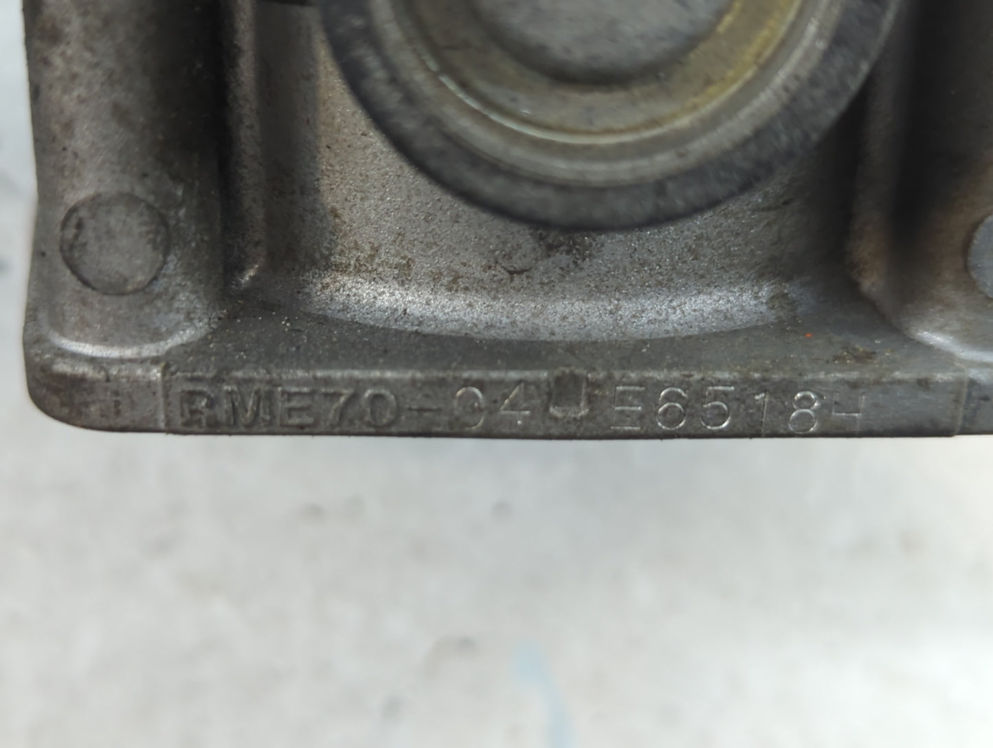 2003-2006 Nissan Murano Throttle Body P/N:E65184 RME70-04 Fits Fits 2002 2003 2004 2005 2006 OEM Used Auto Parts - Oemusedau