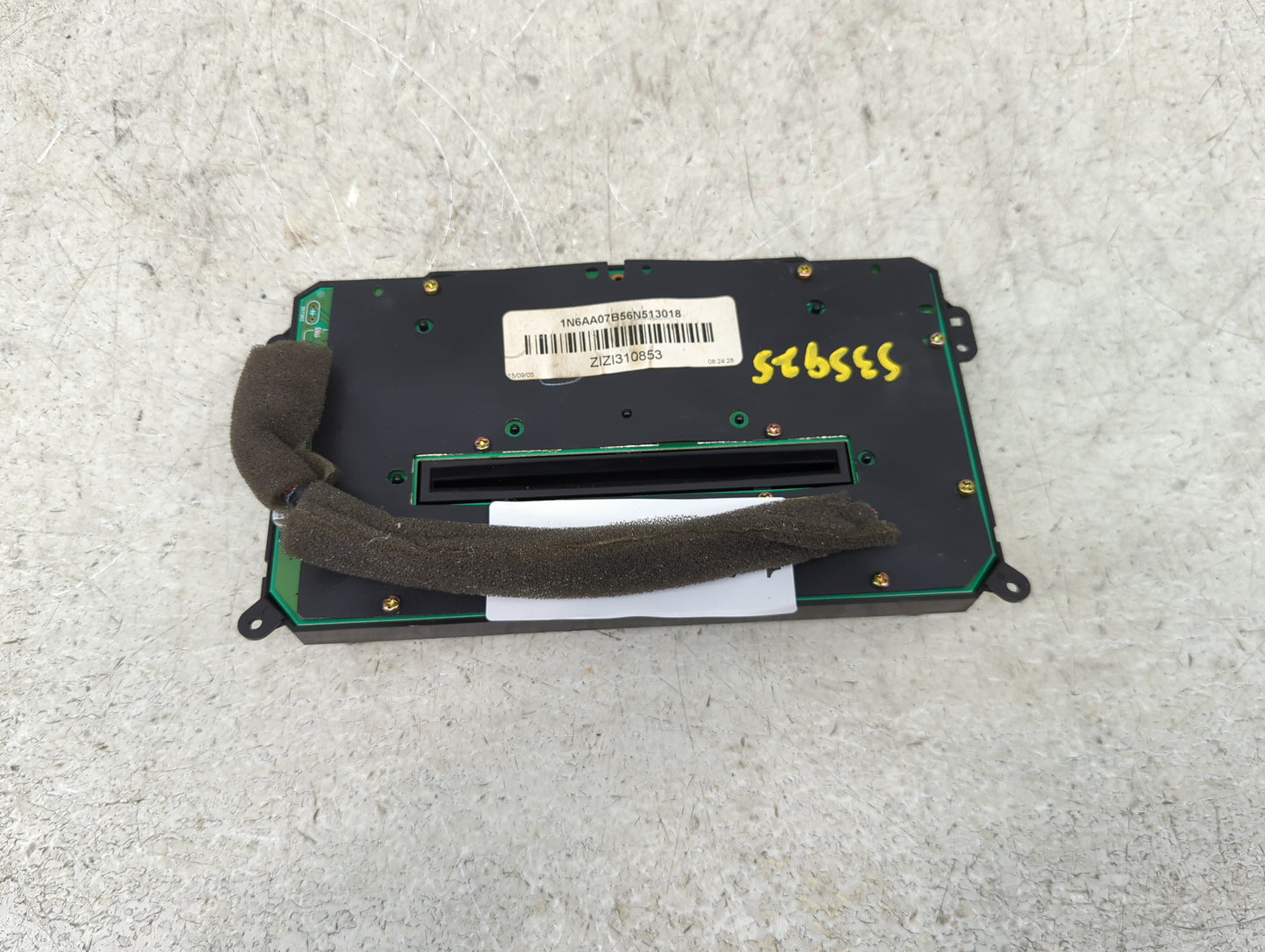 2006-2006 Nissan Titan Radio Control Panel - Oemusedautoparts1.com