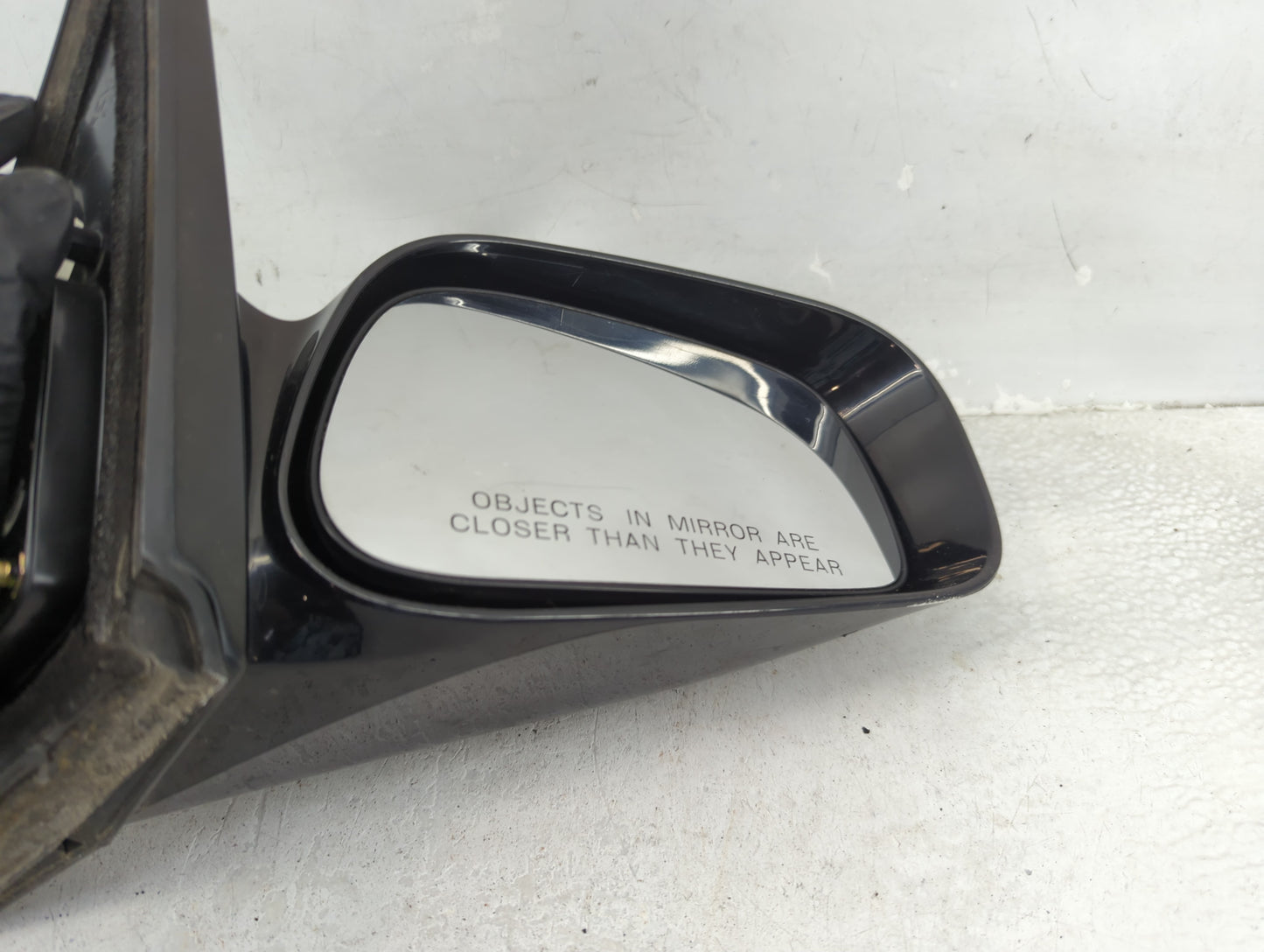 2005-2008 Pontiac Vibe Passenger Side View Mirror - Right Door Mirror OEM Used - Oemusedautoparts1.com