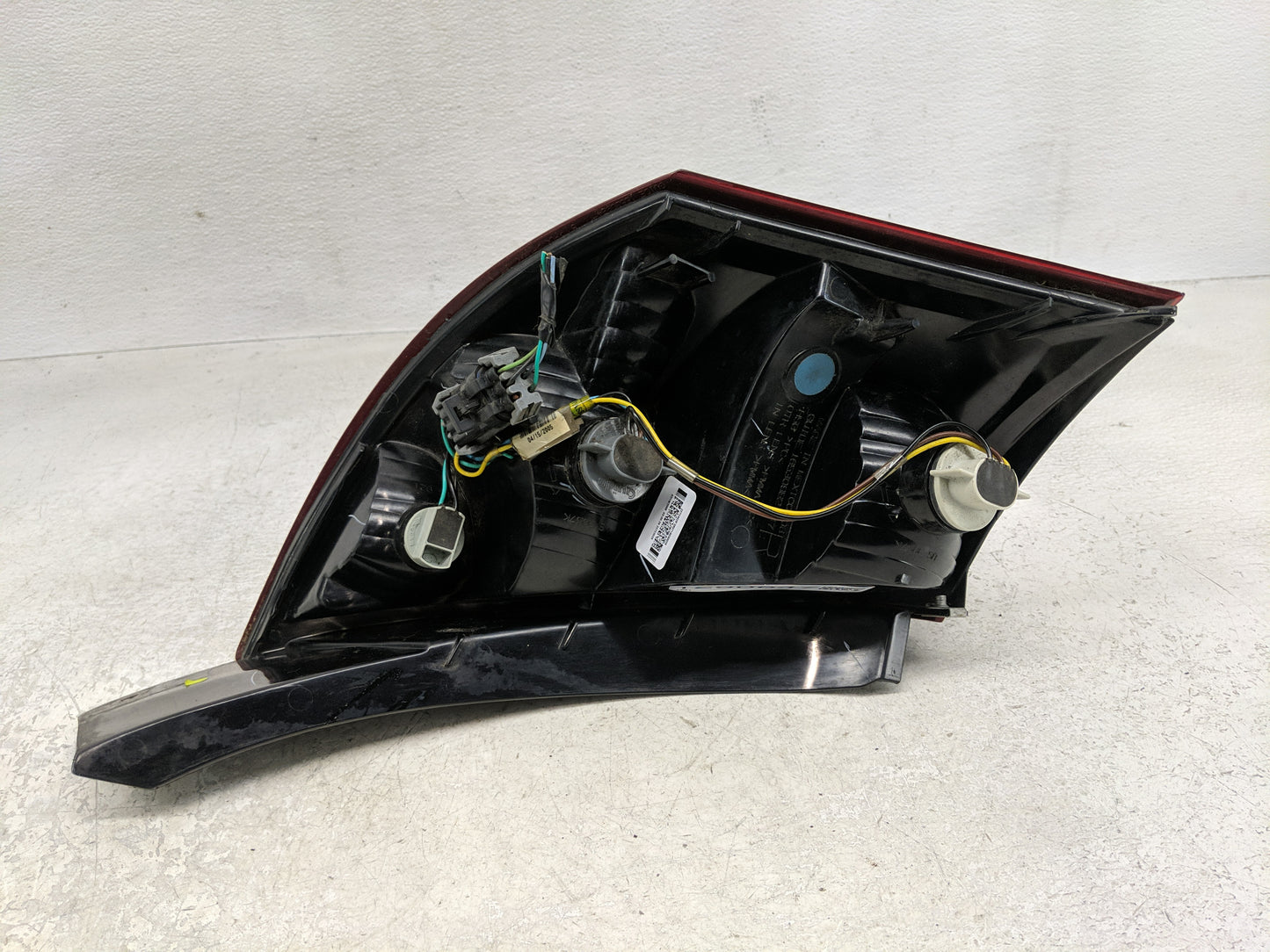 2003-2007 Saturn Ion Tail Light Assembly Passenger Right OEM Fits Fits 2003 2004 2005 2006 2007 OEM Used Auto Parts - Oemuse