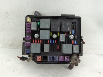 2006 Saturn Ion Fusebox Fuse Box Panel Relay Module P/N:13530414 15819063 Fits OEM Used Auto Parts