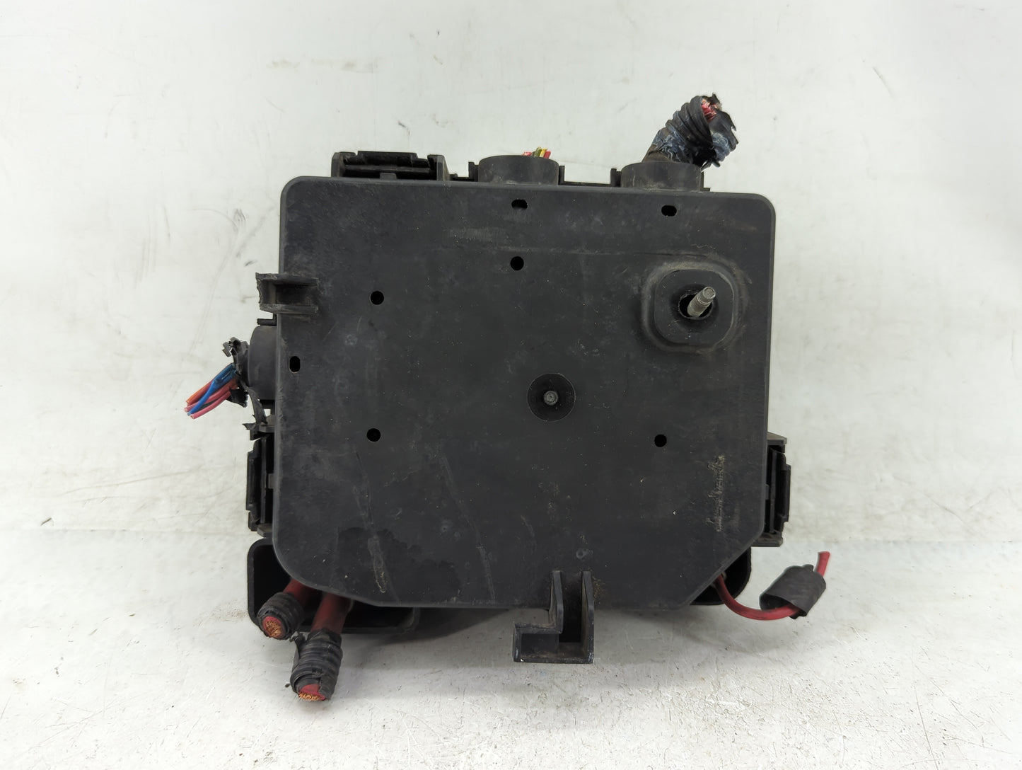2006 Saturn Ion Fusebox Fuse Box Panel Relay Module P/N:13530414 15819063 Fits OEM Used Auto Parts - Oemusedautoparts1.com