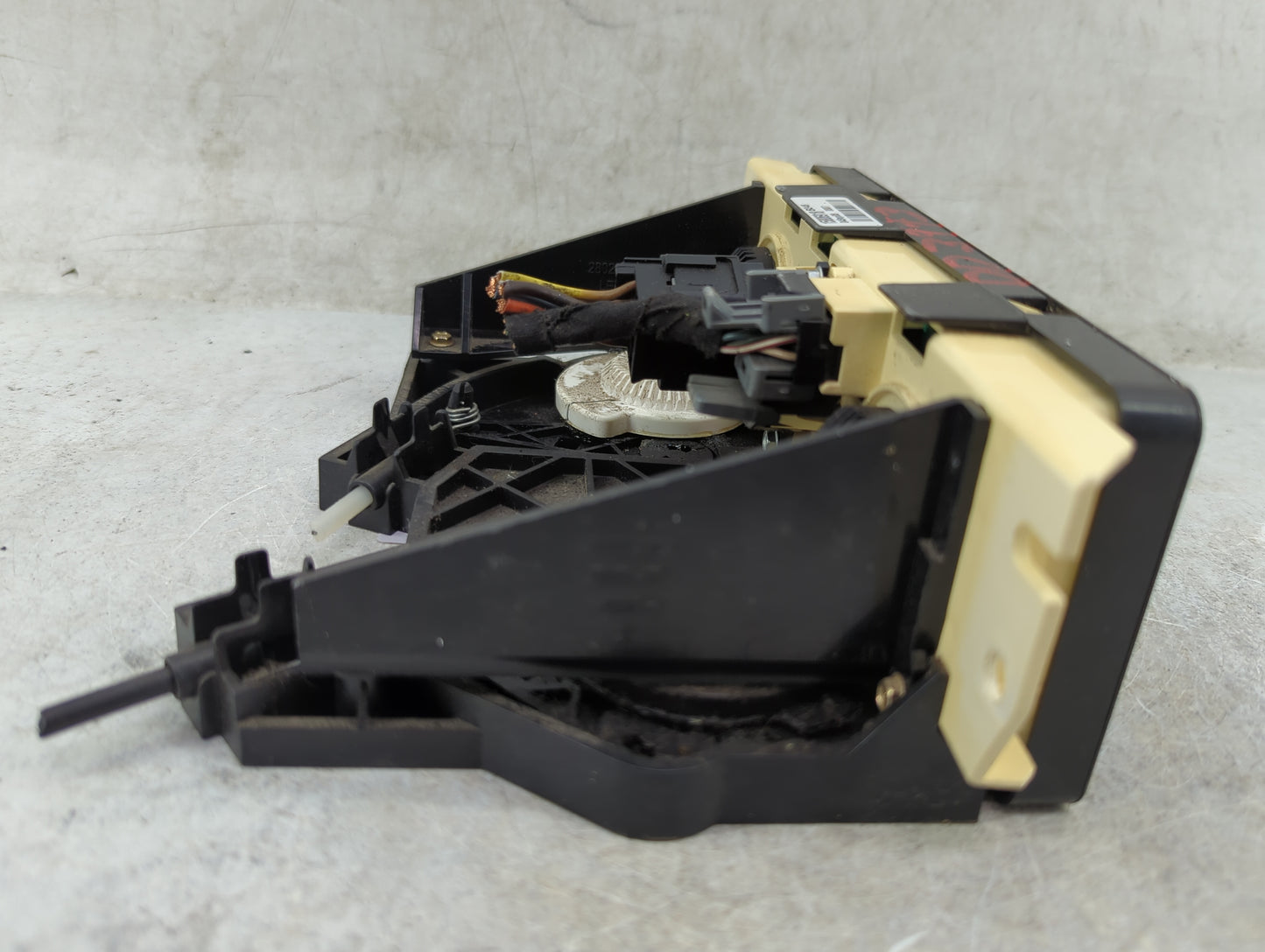 2006-2007 Saturn Ion Climate Control Module Temperature AC/Heater Replacement P/N:15806918 Fits Fits 2006 2007 OEM Used Auto