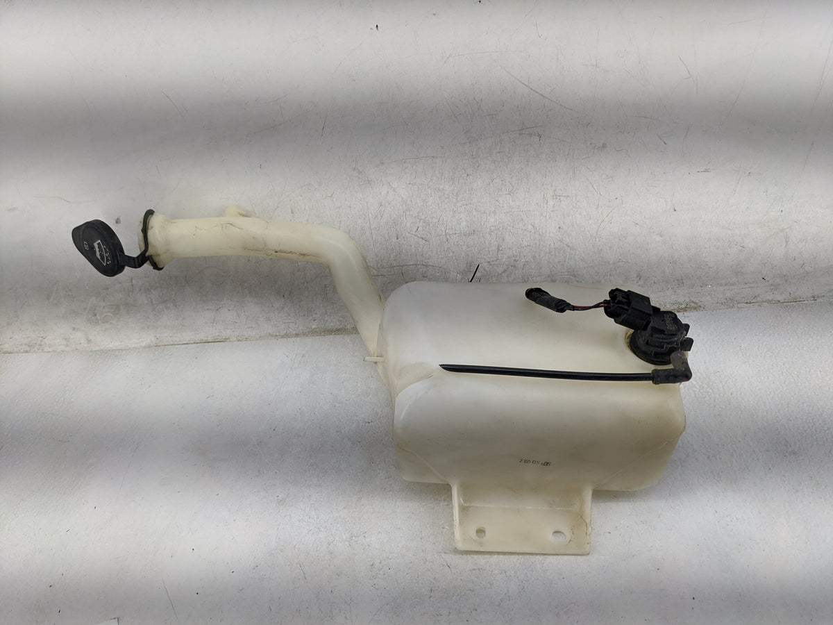 2006 Saturn Ion Windshield Washer Fluid Reservoir Bottle Oem - Oemusedautoparts1.com