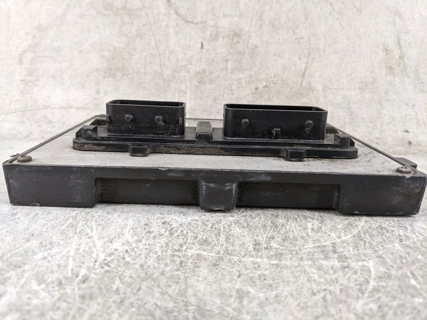 2005-2006 Saturn Ion PCM Engine Control Computer ECU ECM PCU OEM P/N:12603763 12599726 Fits Fits 2005 2006 OEM Used Auto Par