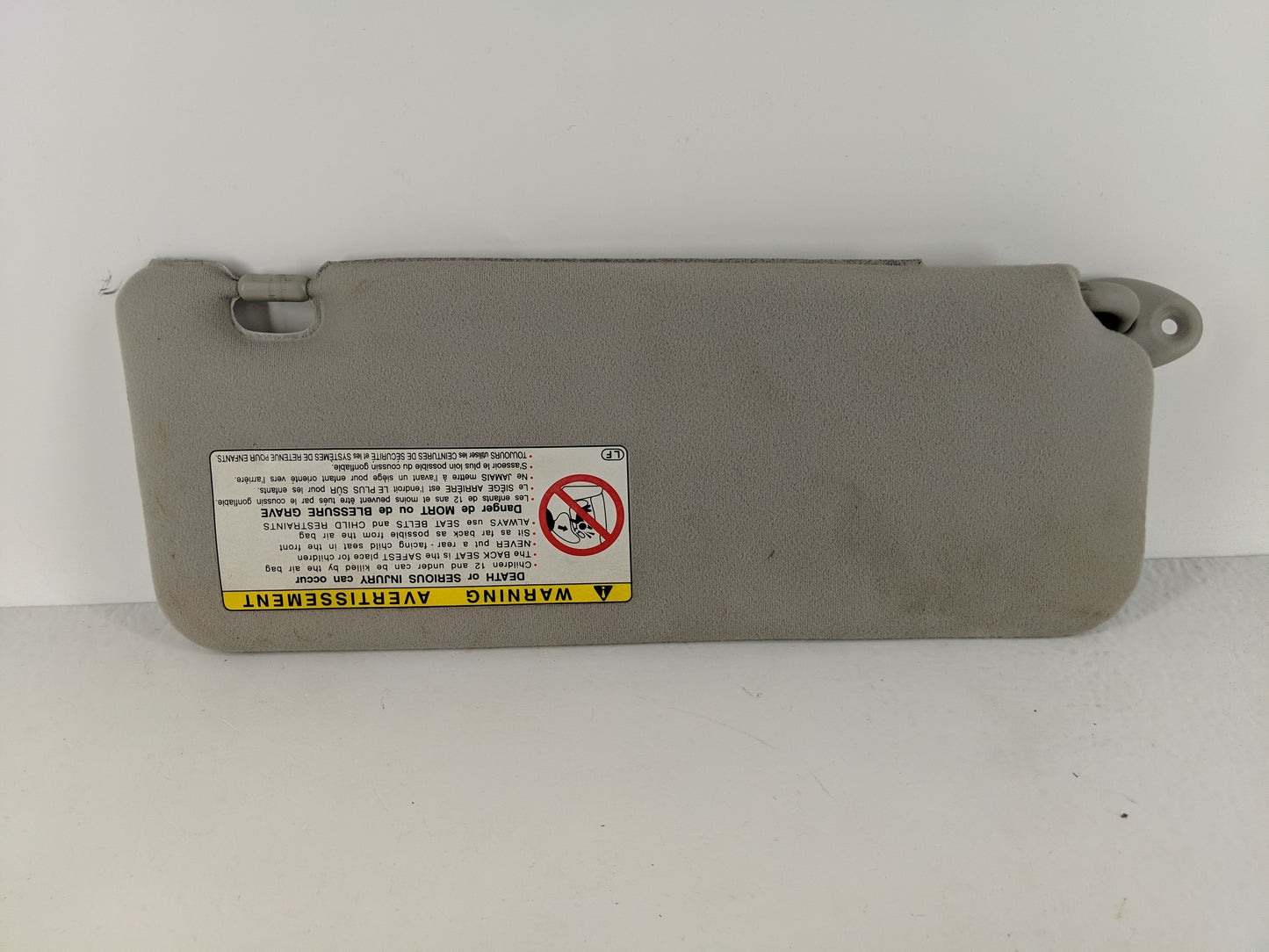 2005-2006 Scion Tc Sun Visor Shade Replacement Driver Left Mirror Fits Fits 2005 2006 OEM Used Auto Parts - Oemusedautoparts