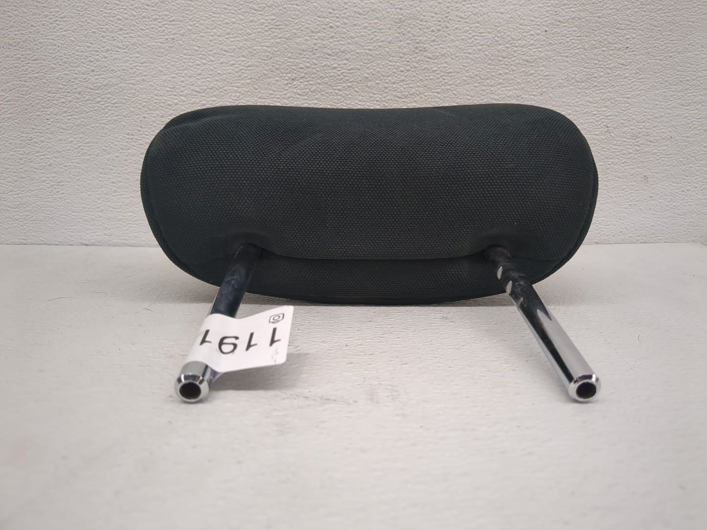2004-2006 Scion Xa Headrest Head Rest Rear Center Seat Fits Fits 2004 2005 2006 OEM Used Auto Parts - Oemusedautoparts1.com
