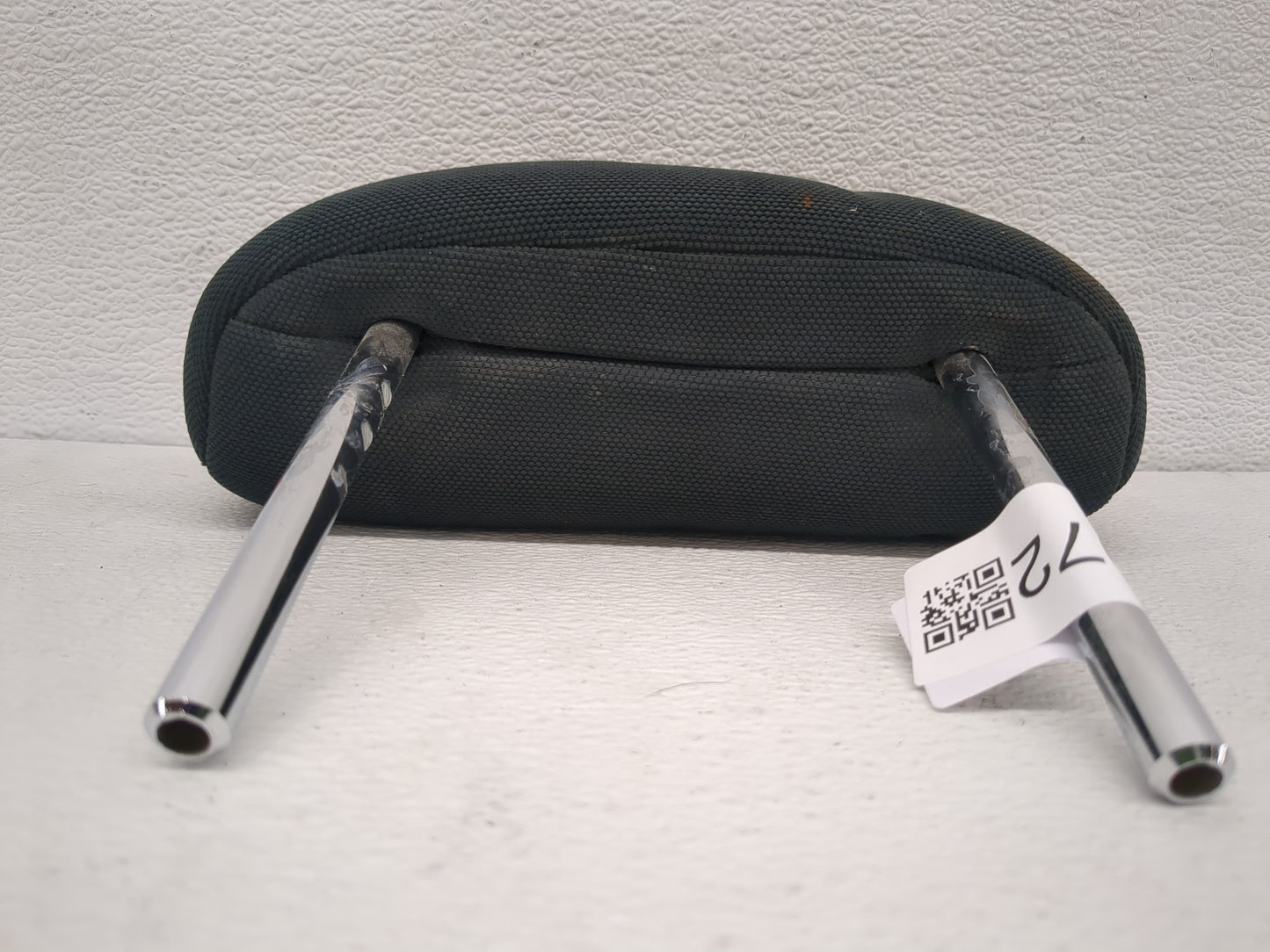 2004-2006 Scion Xa Headrest Head Rest Front Driver Passenger Seat Fits Fits 2004 2005 2006 OEM Used Auto Parts - Oemusedauto