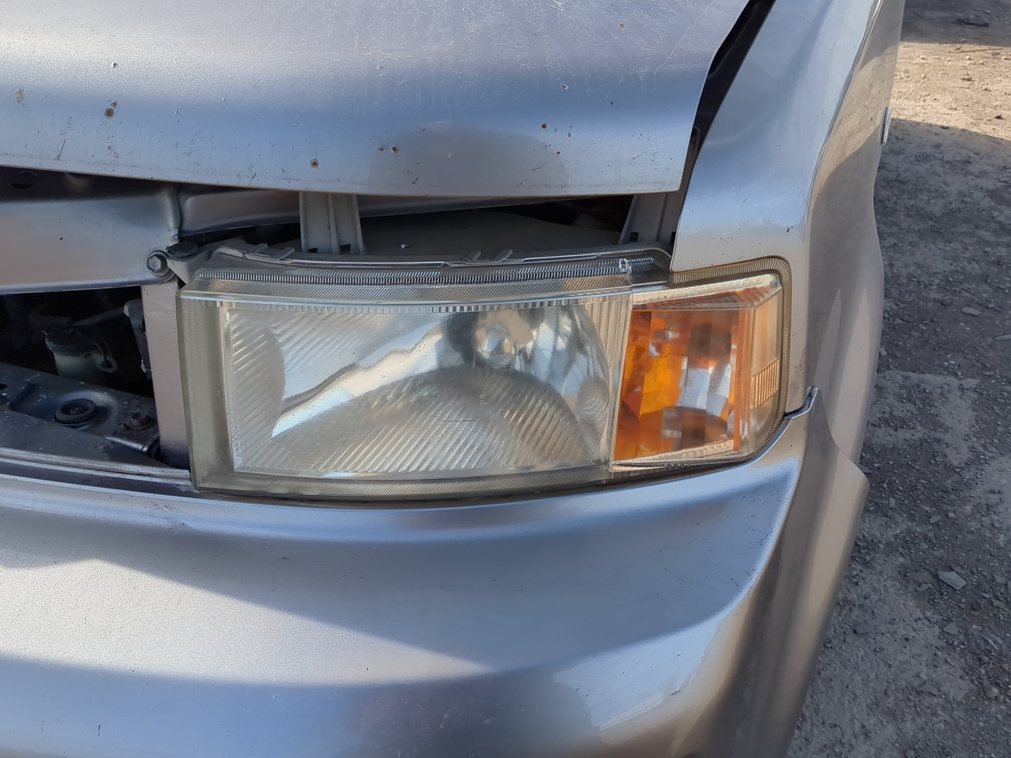 2004-2006 Scion Xb Driver Left Oem Head Light Headlight Lamp - Oemusedautoparts1.com