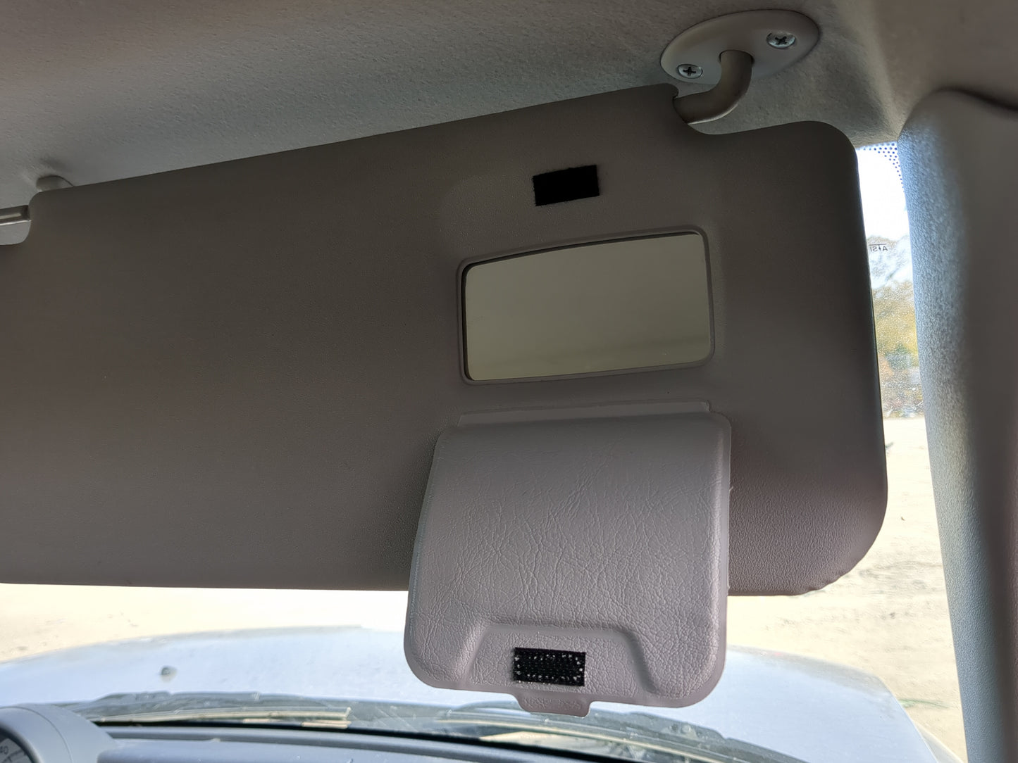 2004-2006 Scion Xb Sun Visor Shade Replacement Passenger Right Mirror Fits Fits 2004 2005 2006 OEM Used Auto Parts - Oemused