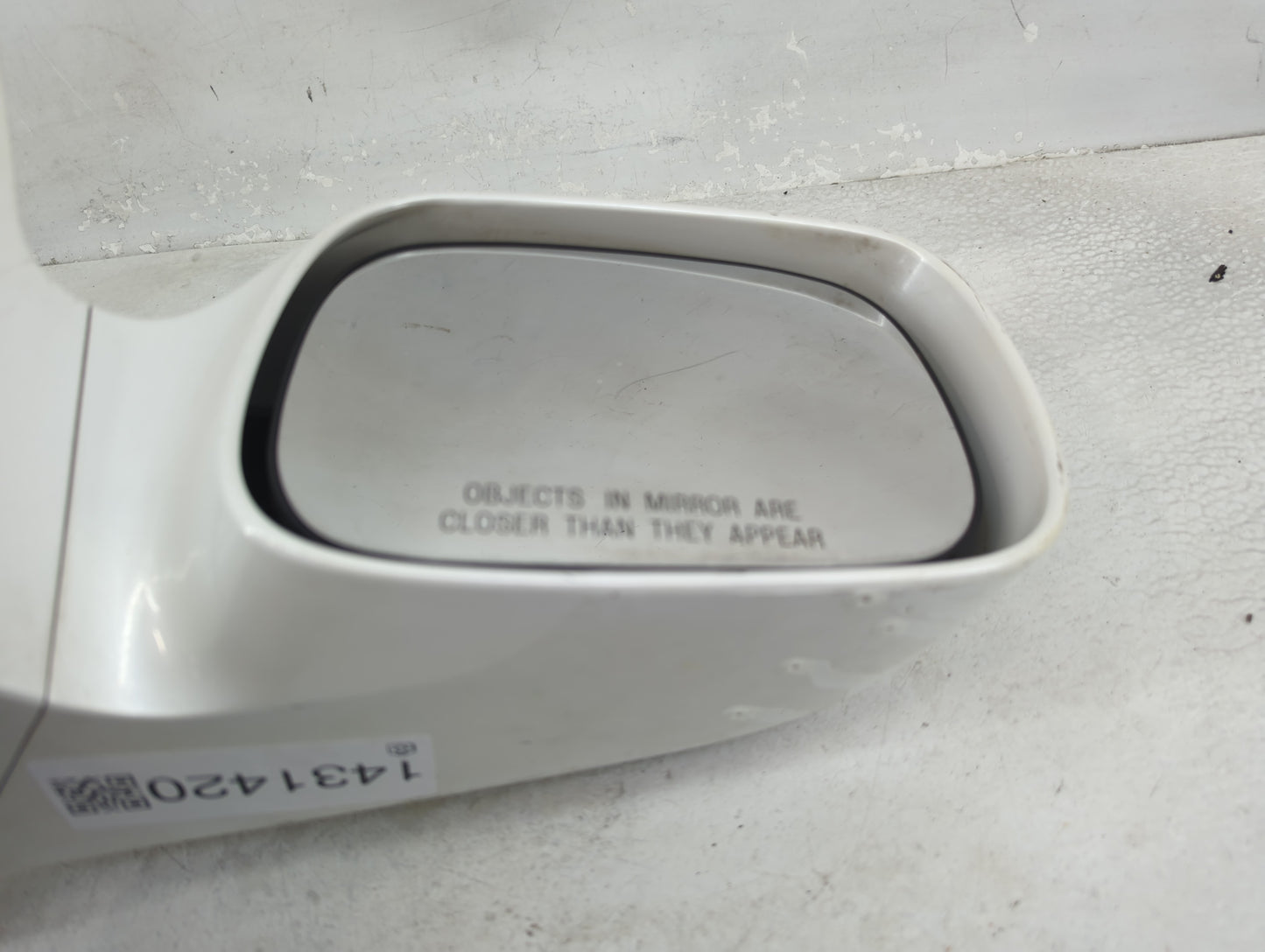 2005-2010 Toyota Avalon Passenger Side View Mirror - Right Door Mirror OEM Used - Oemusedautoparts1.com