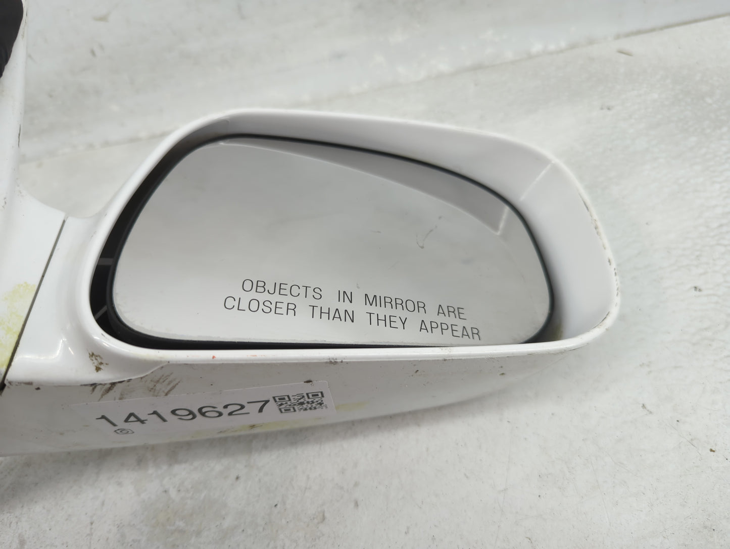 2002-2006 Toyota Camry Passenger Side View Mirror - Right Door Mirror OEM Used - Oemusedautoparts1.com