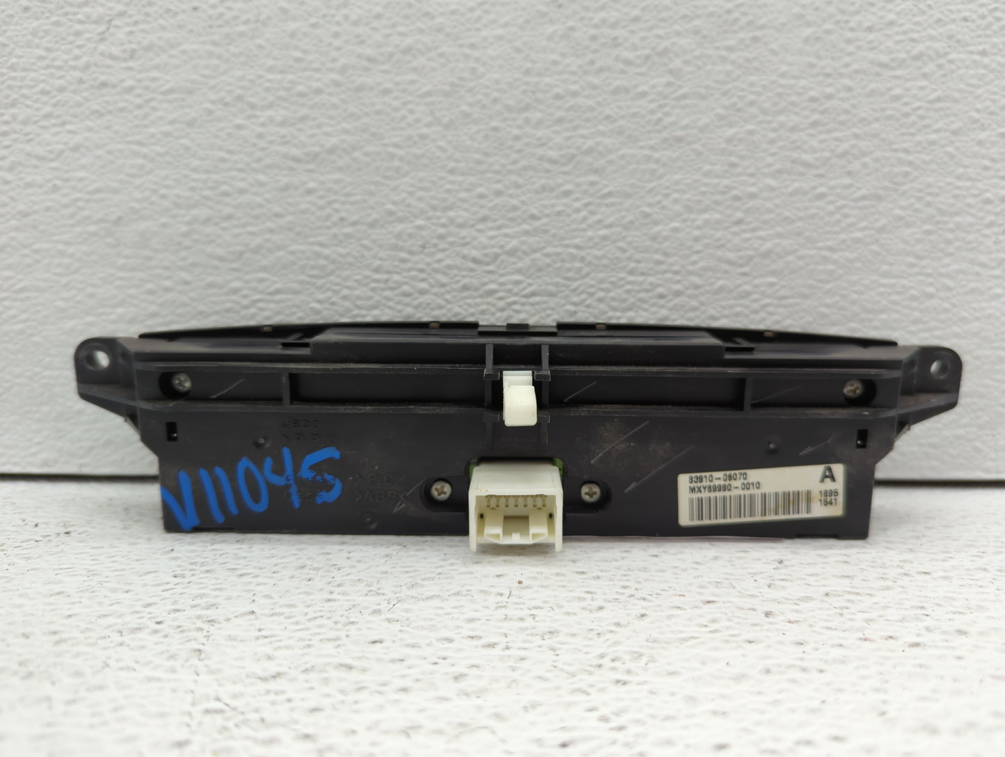 2004-2006 Toyota Camry Information Display Screen - Oemusedautoparts1.com