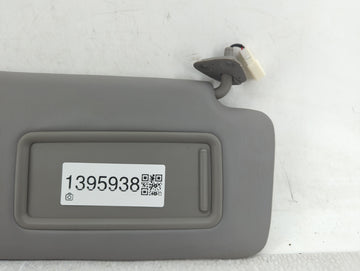 2004-2007 Toyota Highlander Sun Visor Shade Replacement Passenger Right Mirror Fits Fits 2004 2005 2006 2007 OEM Used Auto Parts