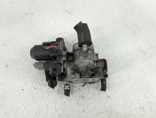 2001-2009 Toyota Prius Throttle Body Fits Fits 2001 2002 2003 2004 2005 2006 2007 2008 2009 OEM Used Auto Parts