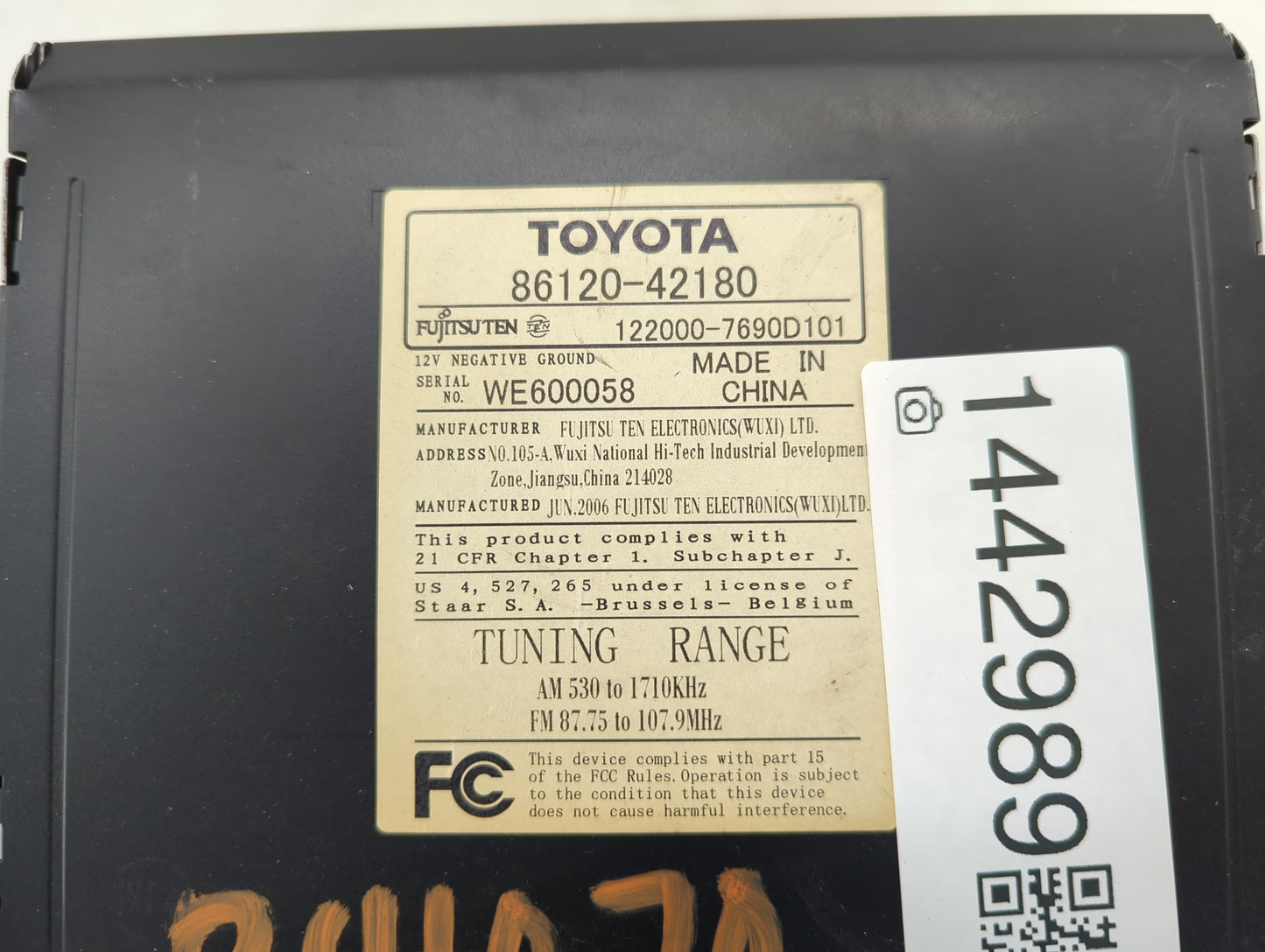 2006-2008 Toyota Rav4 Radio AM FM Cd Player Receiver Replacement P/N:86120-42180 122000-7690D101 Fits Fits 2006 2007 2008 OE