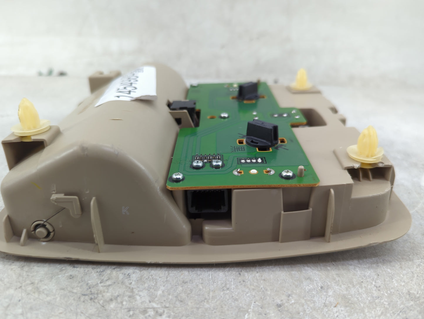 2006-2008 Toyota Rav4 Overhead Roof Console 1454984 - Oemusedautoparts1.com