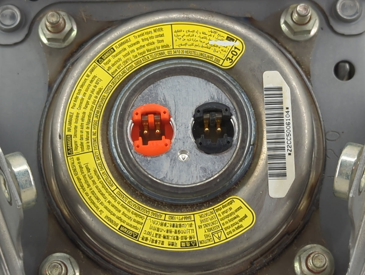 2006 Toyota Rav4 Air Bag Driver Left Steering Wheel Mounted - Oemusedautoparts1.com
