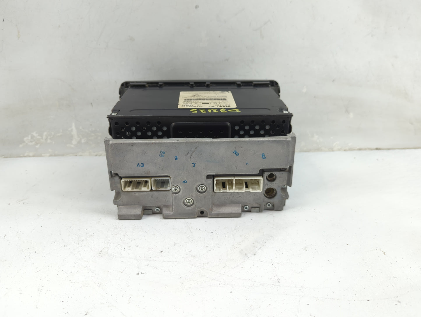 2003-2006 Toyota Tundra Radio AM FM Cd Player Receiver Replacement P/N:88120-0C100 Fits Fits 2003 2004 2005 2006 OEM Used Au