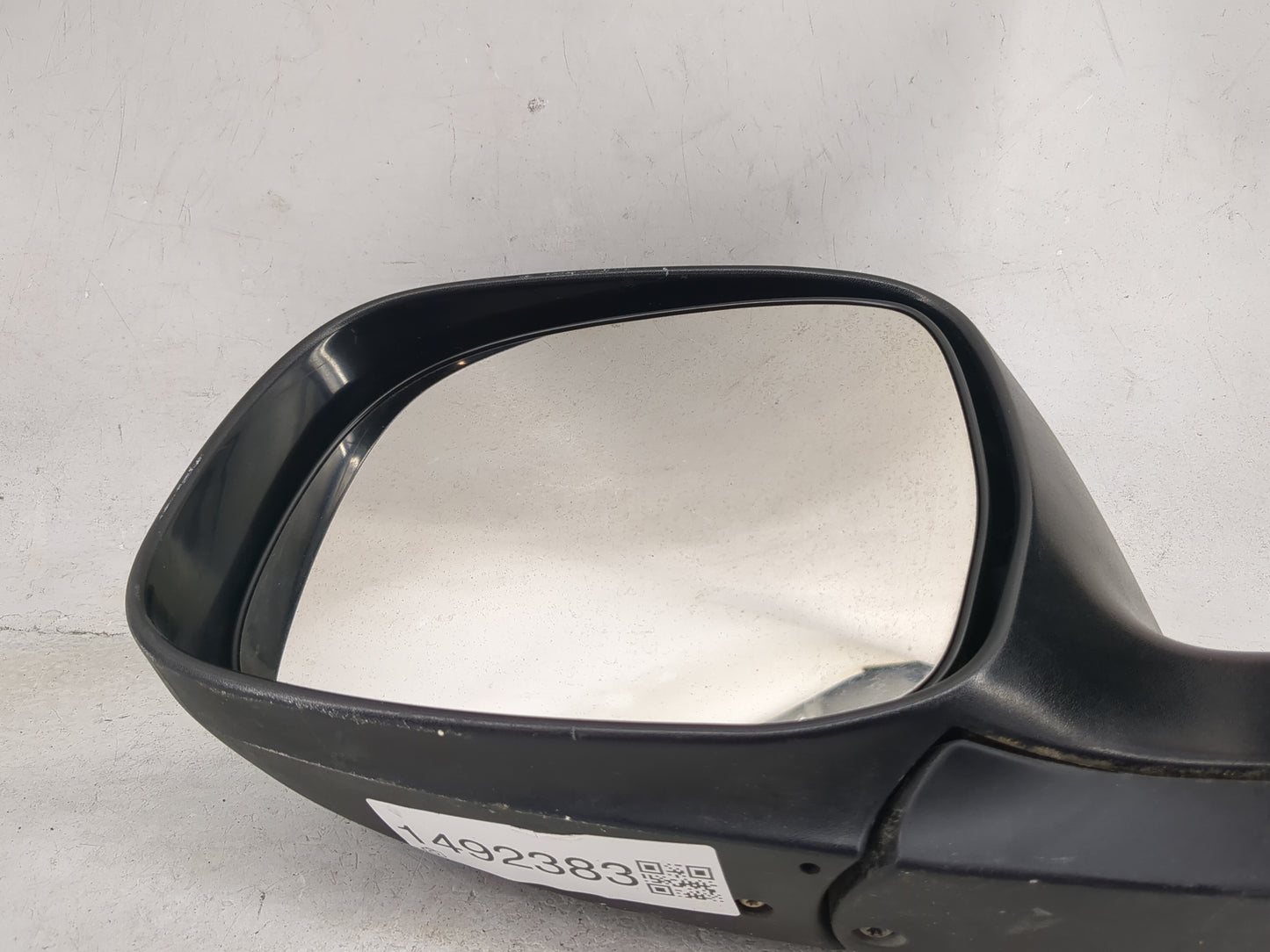 2004-2006 Toyota Tundra Driver Side View Mirror - Left Door Mirror OEM Used - Oemusedautoparts1.com