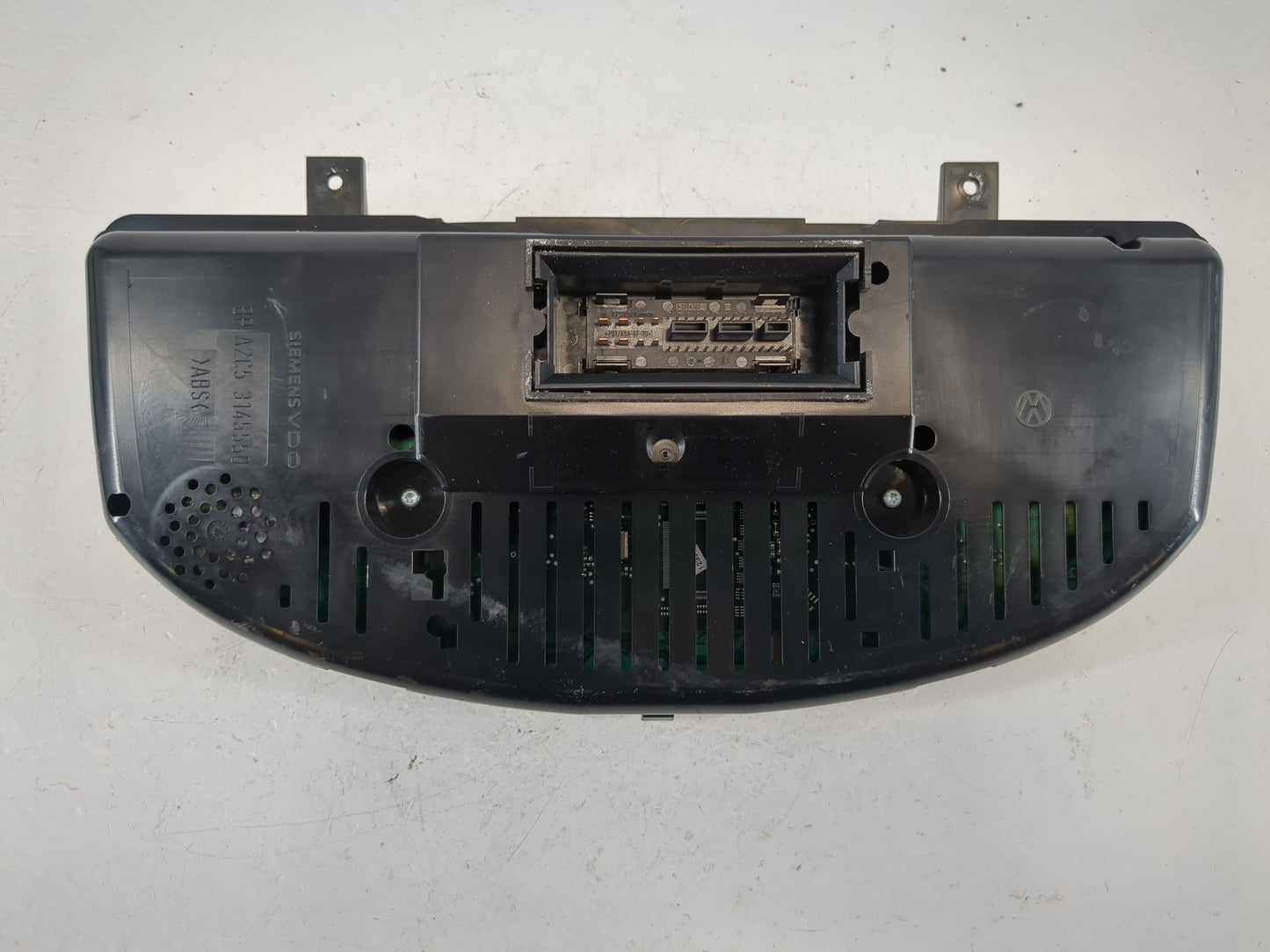2006-2007 Volkswagen Passat Instrument Cluster Speedometer Gauges Fits Fits 2006 2007 OEM Used Auto Parts - Oemusedautoparts