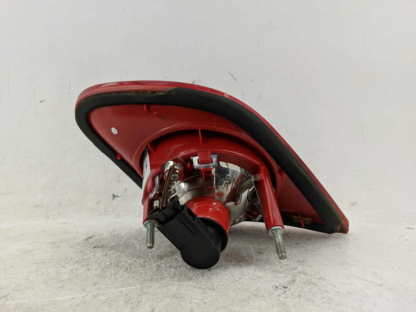 2006-2010 Volkswagen Passat Tail Light Assembly Driver Left OEM Fits Fits 2006 2007 2008 2009 2010 OEM Used Auto Parts - Oem