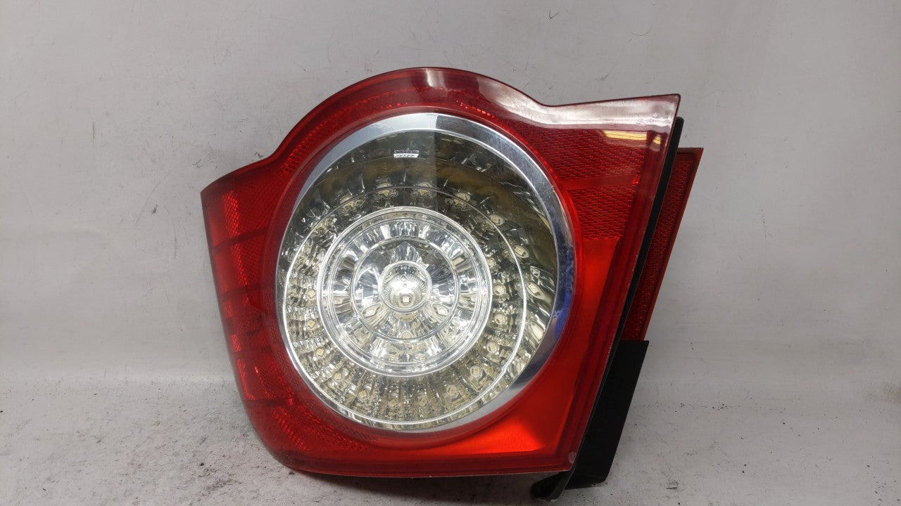 2006-2008 Volkswagen Passat Tail Light Assembly Passenger Right OEM P/N:ZSB 3C5 945 096 D Fits Fits 2006 2007 2008 OEM Used