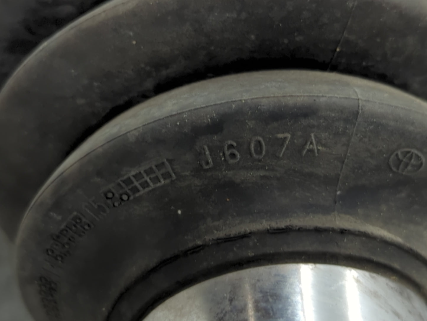 2006-2009 Volkswagen Passat Axle Shaft Front Driver Cv C/v - Oemusedautoparts1.com