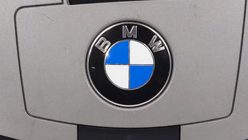 2006 Volvo S40 Engine Cover