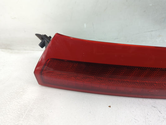 2003-2006 Volvo Xc90 Tail Light Assembly Driver Left OEM P/N:157617 Fits Fits 2003 2004 2005 2006 OEM Used Auto Parts